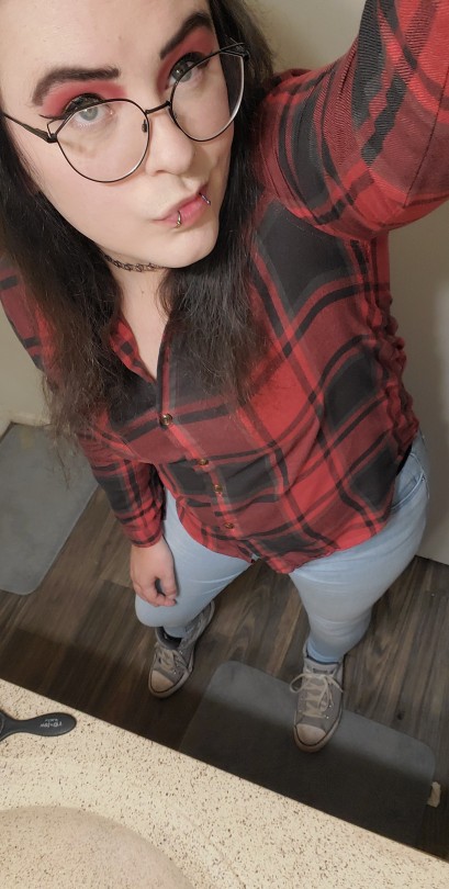 zerosuitsammi3:AAAAAHHHHHHHHH it’s cool enough today to wear a flannel 🥰🥰🥰🥰🥰