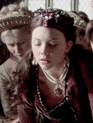 anneboleynqueen:anneboleynqueen’s picks: headpieces