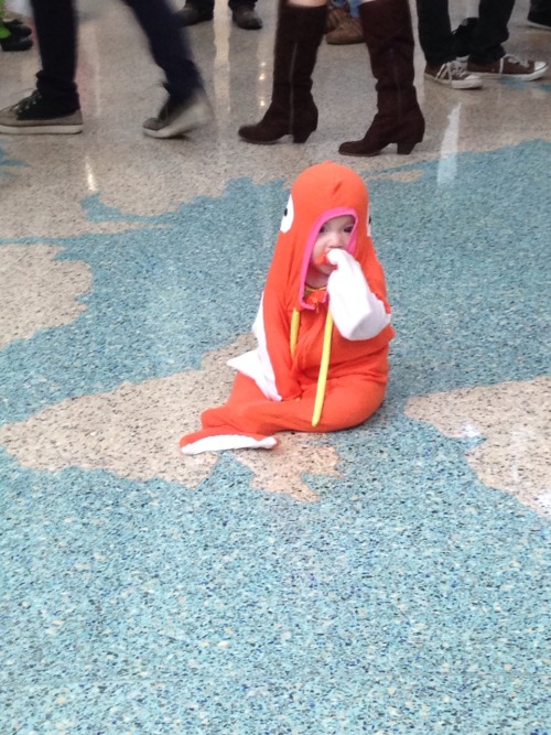 mothskin:davydfromlv:A wild magikarp appeared!this person needs to cosplay as gyarados on their 20th