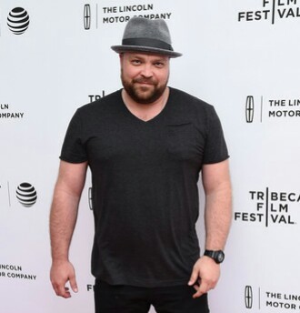 girthitude:  Currently obsessed with Drew Powell. He’s a total babe!!