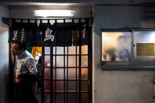 tokyostreetphoto: Toothpick, Shinbashi 新橋