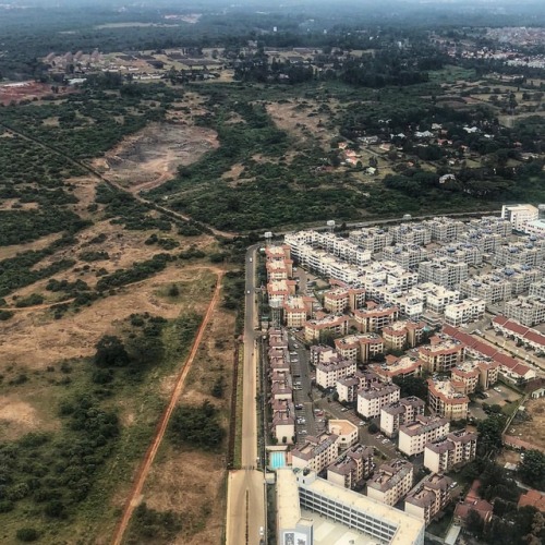 The (literal) edge of Nairobi, Kenya . . . #kenya #kenya #africa #african #africanstyle #travel #tra