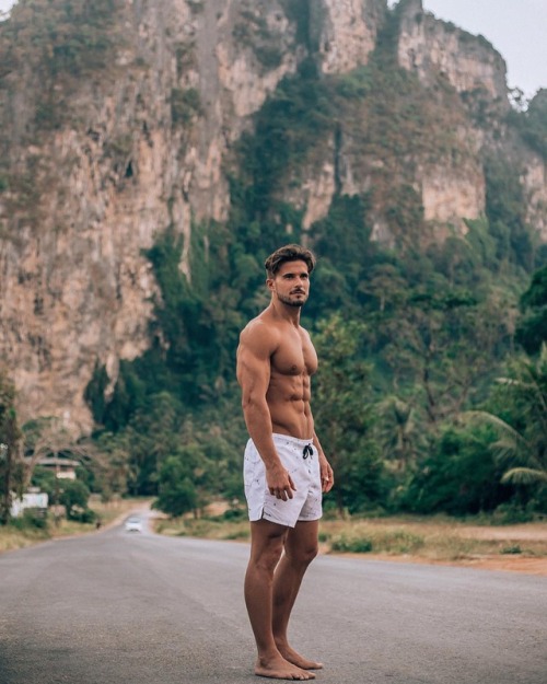 meatmarketblog: @antonio.pozo