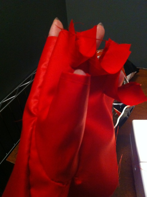 kirono:Today I went to the fabric store and started to work on my Ryuko cosplay!!! Sorry I haven’t b