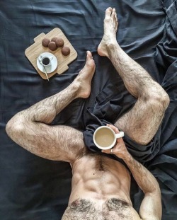 fancyladssnacks:  hot4hairy2:  Good Morning