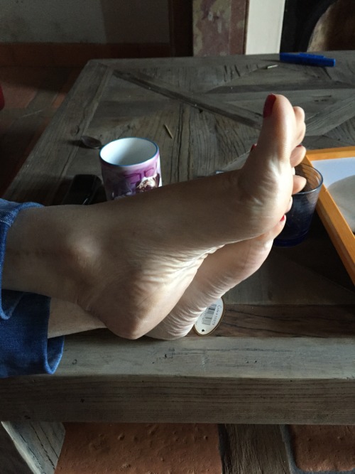 fetichfeet:  My wife feet