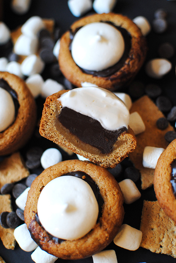 sweetoothgirl: S’mores Cookie Cups
