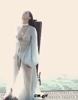 celebmujeres: Rihanna - Needed Me (Behind The Scenes)