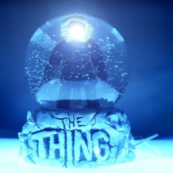 kogaionon:  The Thing snow globe by Chainsaw