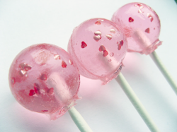 angel-hues:  Pink Lollipops  ♡ Source 