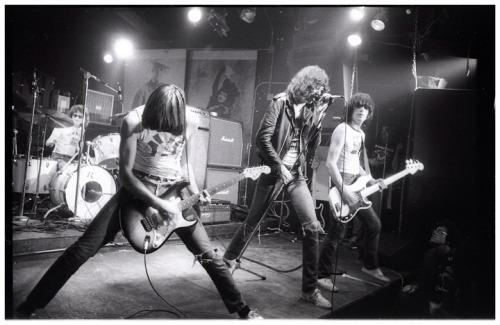 Ramones 1977 by David godlis