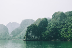 danfreemanphoto:  The simply stunning Ha Long Bay