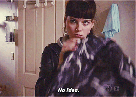 dee-activate-deactivated2020031:  3x09 • Is Mickey seriously getting married?