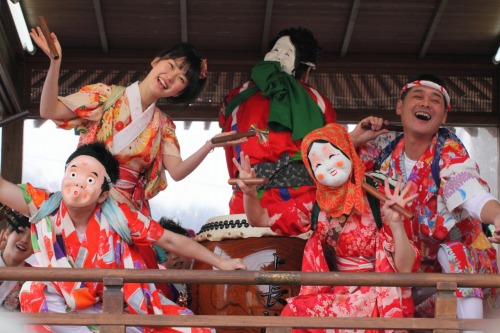 「ゲジデジ通信」様（リンク元）より「勝山左義長（かつやまさぎっちょ）」風景