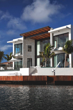 envyavenue:  Bonaire House | EnvyAvenue 