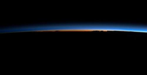 just–space:A minute before an Australian sunrise. js