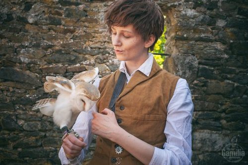 Bring my letter to Miss Goldstein, will you? <3- Newt Scamander shot by Gamilia Owl belongs to Sk