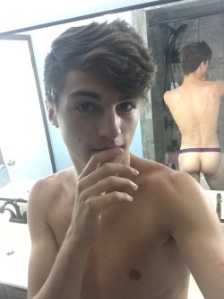 thetwinkprince101:Gotta love jockstraps 😉