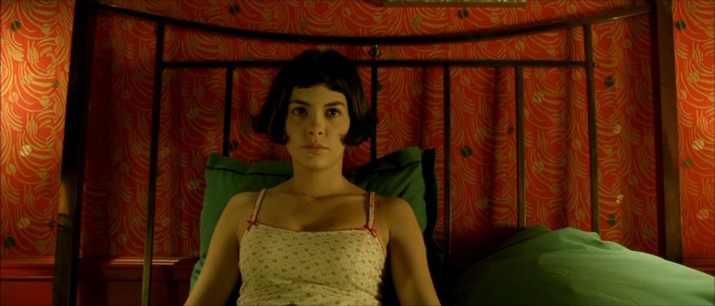 sensitivesinema:  Amélie - Le fabuleux destin d’Amélie Poulaindir. Jean-Pierre Jeunet(2001)