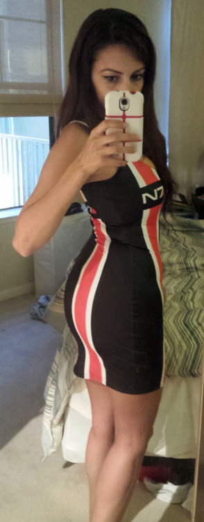 geekpinata:  I’m totally and utterly obsessed with this dress, as you can tell. I think I feel incredibly confident in it because I feel like I can be Commander Shepard in it. I feel awesome and bad ass (I can’t imagine how I will feel one day in