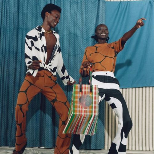 How stylish and fab is the @kennethize collection for @karllagerfeld. . #africanfashion #highendfa