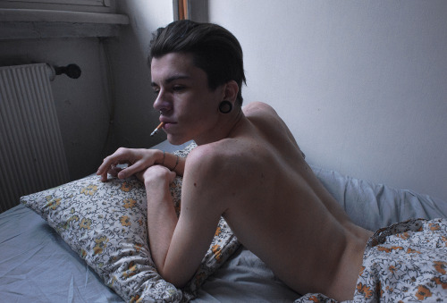 coltre:  lazy morning. check my instagram for more Paolo Raeli 