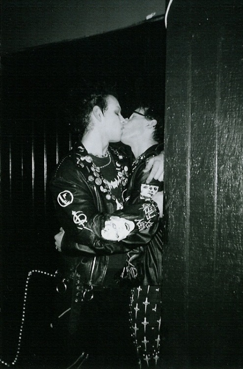 hekateanwitchcraft:Gay deathrockers kissing