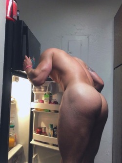 musculoduro:  http://musculoduro.tumblr.comhttp://instagram.com/musculoduroblog