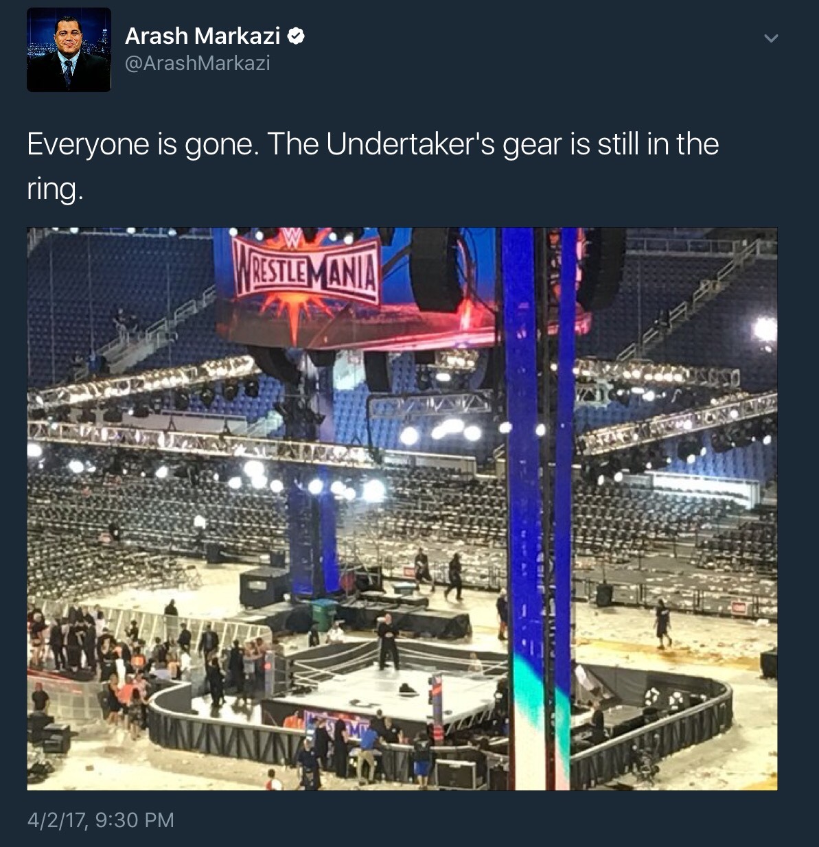 lasskickingwithstyle:  lasskickingwithstyle:Even when the ring looks to be in the