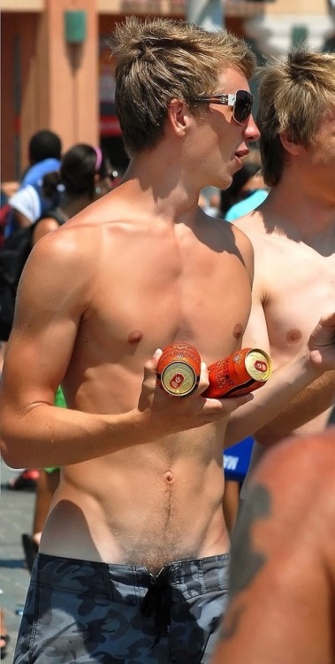 spycamdude2:  Like spy? take a sneaky peek!The biggest spy cams archive!Follow me!….http://spycamdude2.tumblr.com/