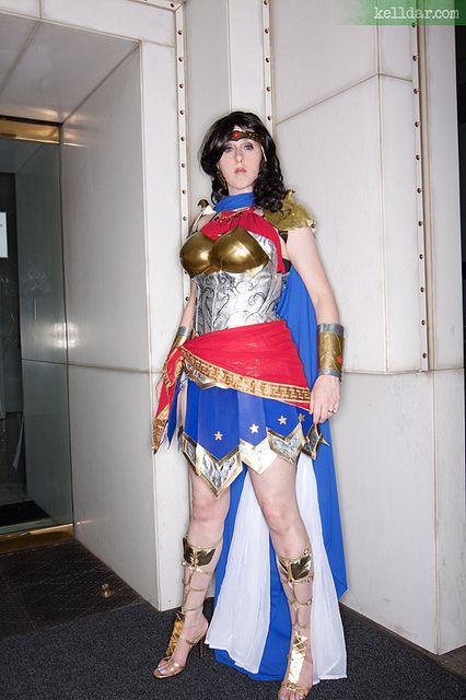 cosplaysleepeatplay:  Kelldar’s Queen Hippolyta (Wonder Woman) ostume, at Dragoncon