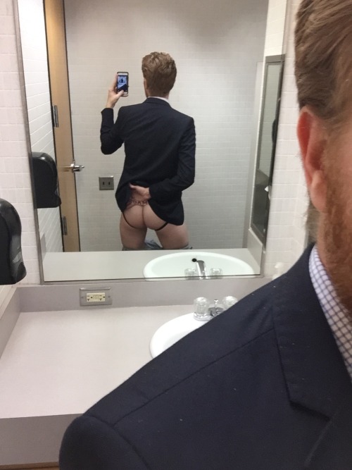fromkctodallas:A little work break.