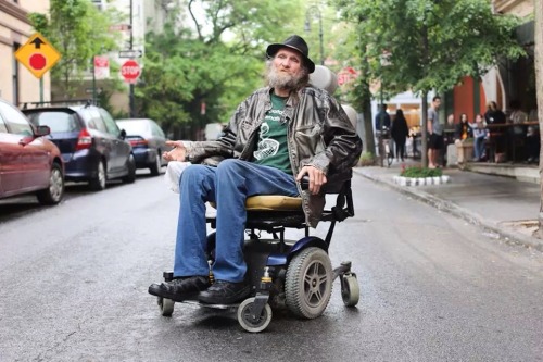 humansofnewyork:“I’m not bragging or anything, but I’m no ordinary dude. I know I look like an