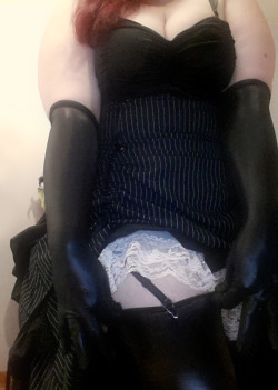 missfreudianslit:  Did something cute for my birthday! Vinyl gloves and stockings More coming… 