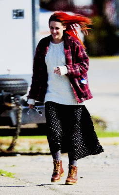  Kristen on set of Amrican Ultra earlier today with new hair color x 