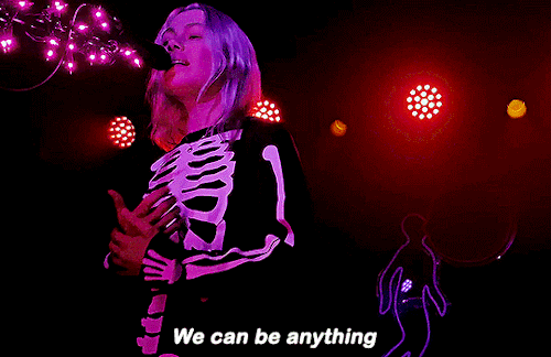 rue-bennett:HALLOWEEN — PHOEBE BRIDGERSLive at the Moroccan Lounge