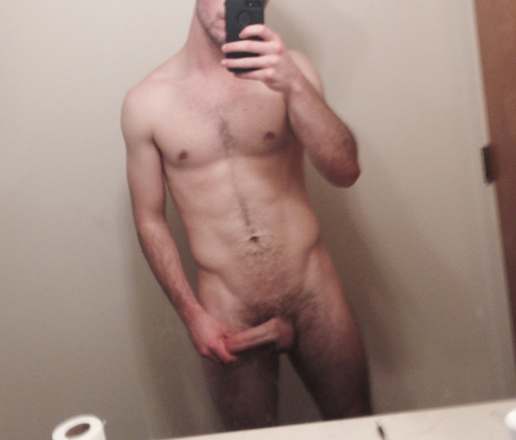 naked-straight-men:  [20m] just got back from yoga  Hot