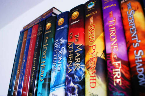 imademigodbitch:  Who else wants to have the Rick Riordan Collection like this? ♥♥♥♥♥♥