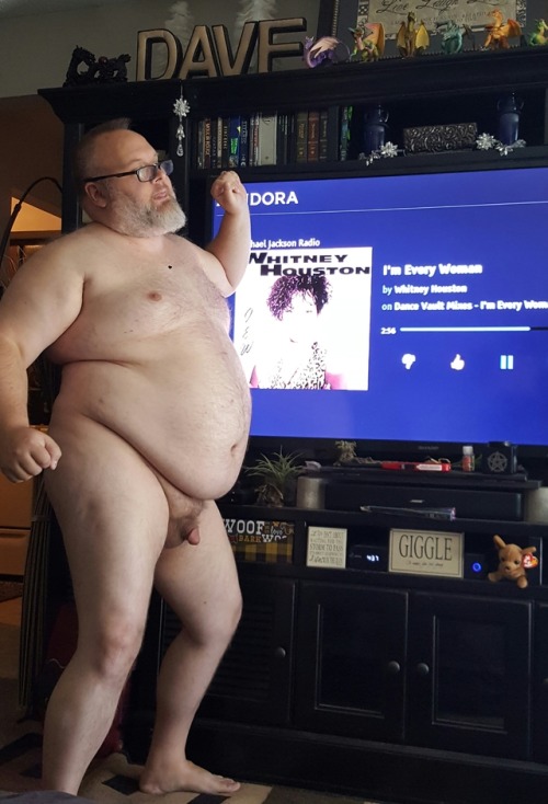 chillycub:  Take time to Dance… nekkid edition