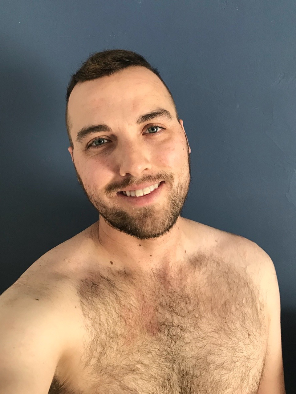 whodothesegirlsthinktheyare:Fresh haircut / no filter.