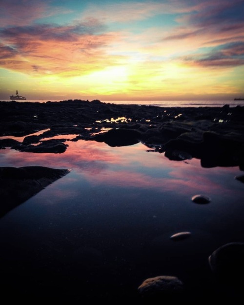 Hello World #happytowakeup #sun #colors #sea #dreamland #crazy #huawei
