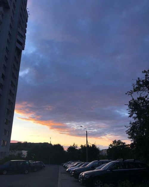 Sugar plump #Belarus #Minsk #urban #sky #clouds #nofilter #nofilters #summer #sunset #walk #cars #st