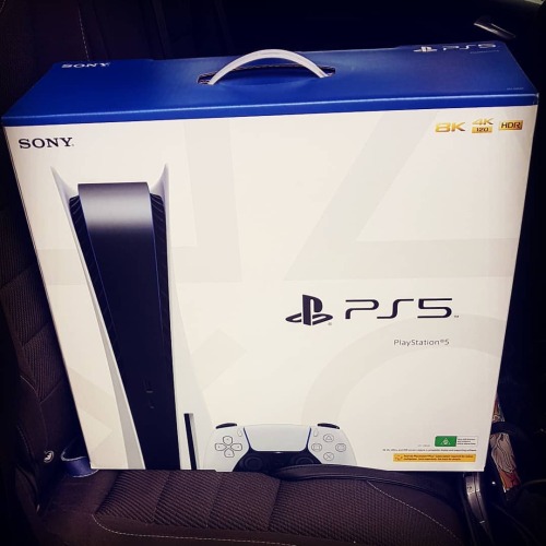 Yay! Now I have to wait till after work to play it… @ebgamesau #ps5 #sony #playstation #games