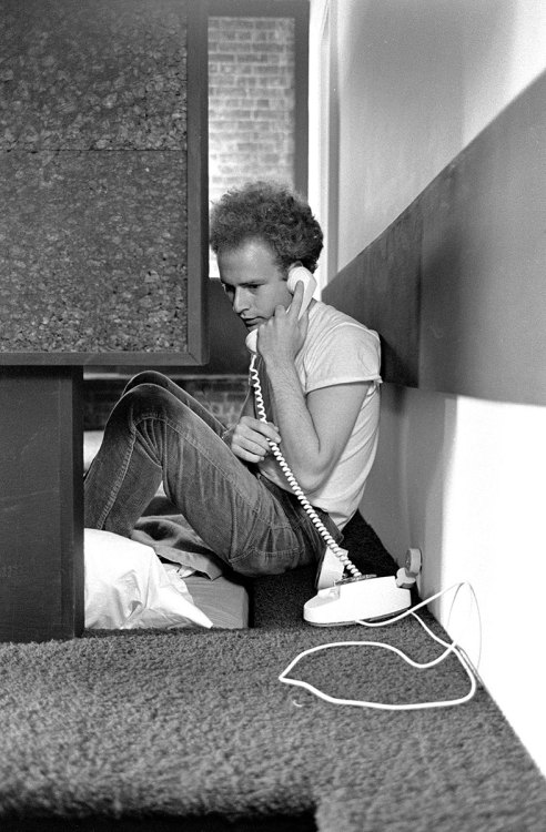 archivedeathdrive:Douglas R. Gilbert, Art Garfunkel in his apartment in New York City, 1966