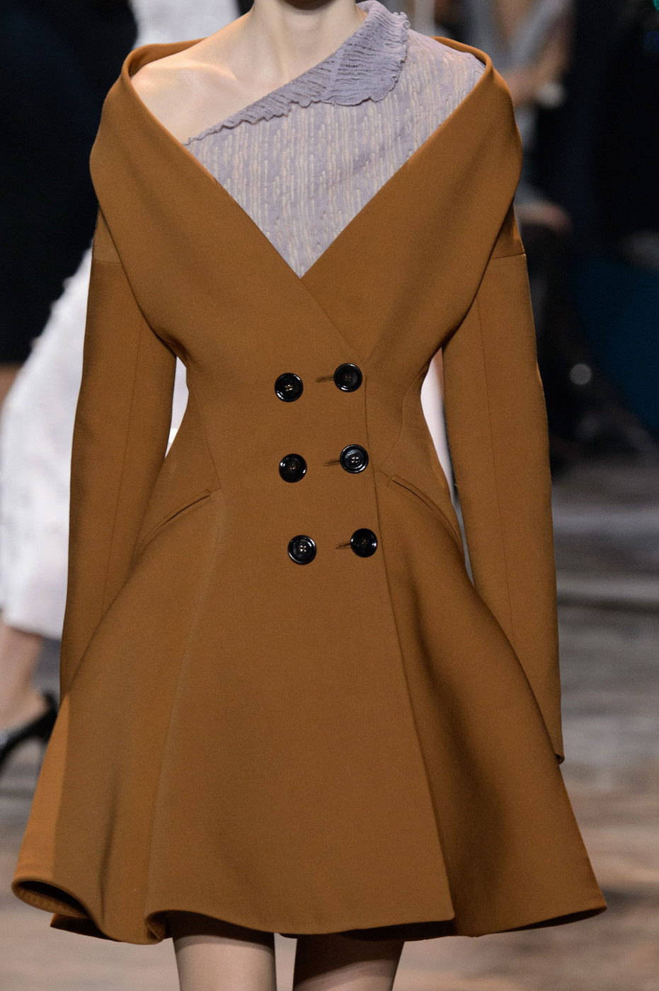 runway-report:
“Details at Christian Dior RTW S/S 2016
”