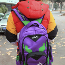 kittytwinklez:   EVA-01 Unit Backpack also Asuka’s unit version is available ห.32  I might need this 