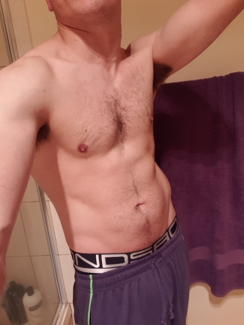 Smashed my abs just now. Loving how they&rsquo;re coming along