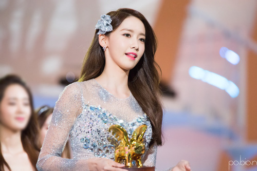 whenthethingsiwantishere:    160315 Style Icon Awards by Pabian   