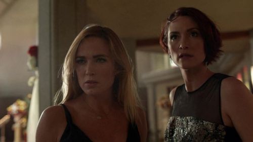  Caity LotzSupergirl 3x08 “Crisis On Earth X” Part 1 HD Screencaptures 