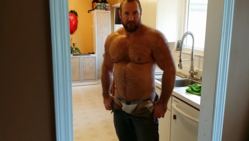 boatinrob:  Screenshots from a new videohttp://www.xtube.com/video-watch/Strip-to-Jock-Play-29965221